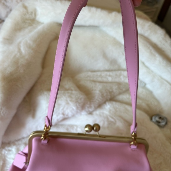🧁🍡LARGE LEATHER PINK KISS LOCK BAG🍡🧁NEVER USED - Picture 2 of 8